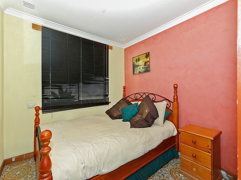 67 Shepherd Street, Beaconsfield WA 6162