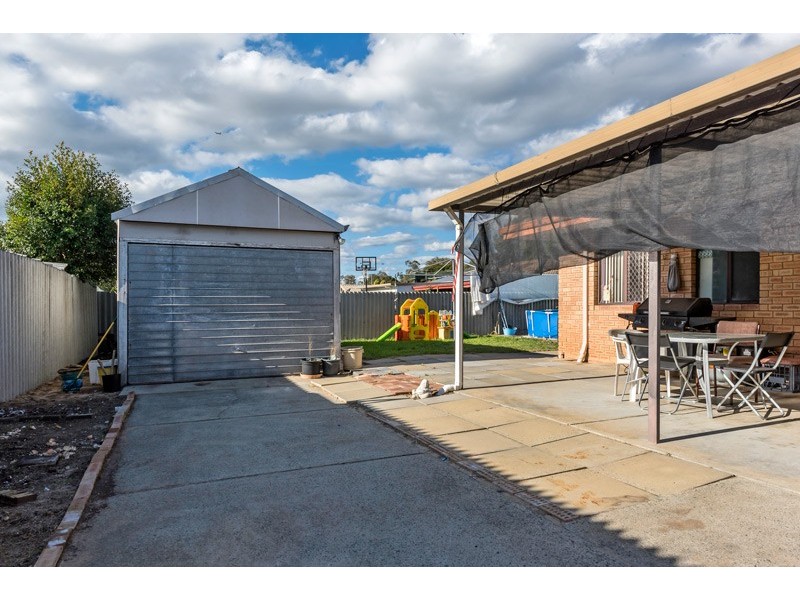 30A Bardwell Street, Thornlie WA 6108