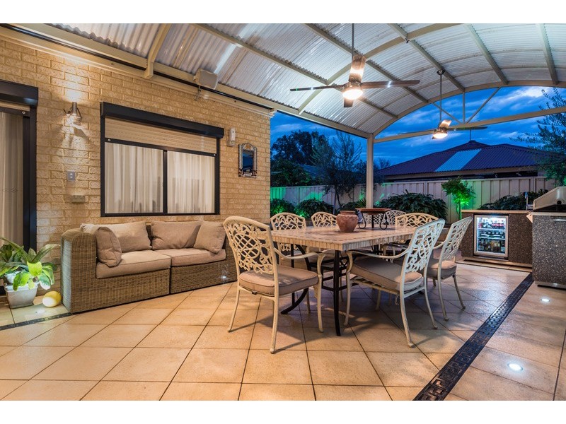 11 Morey Crescent, Bayswater WA 6053