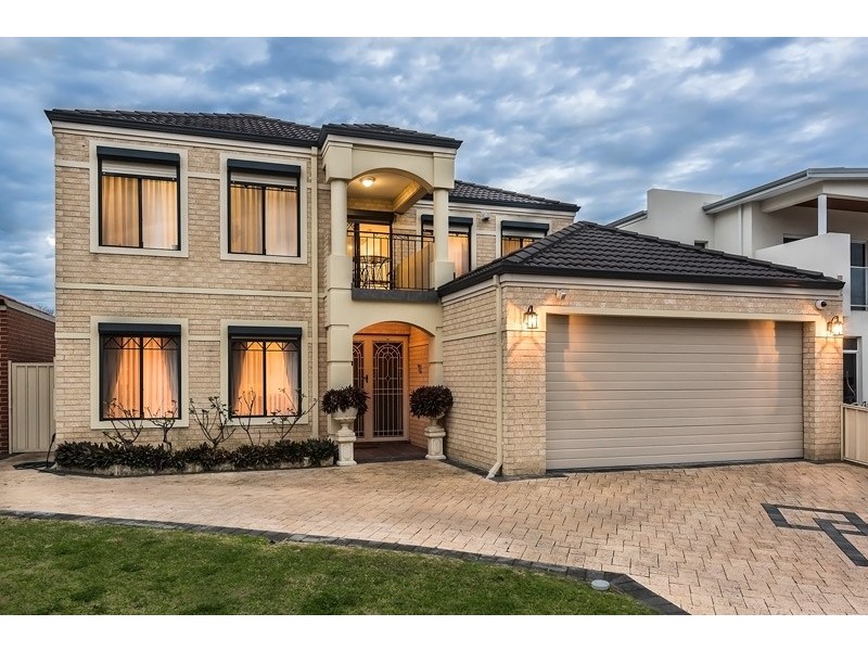 11 Morey Crescent, Bayswater WA 6053