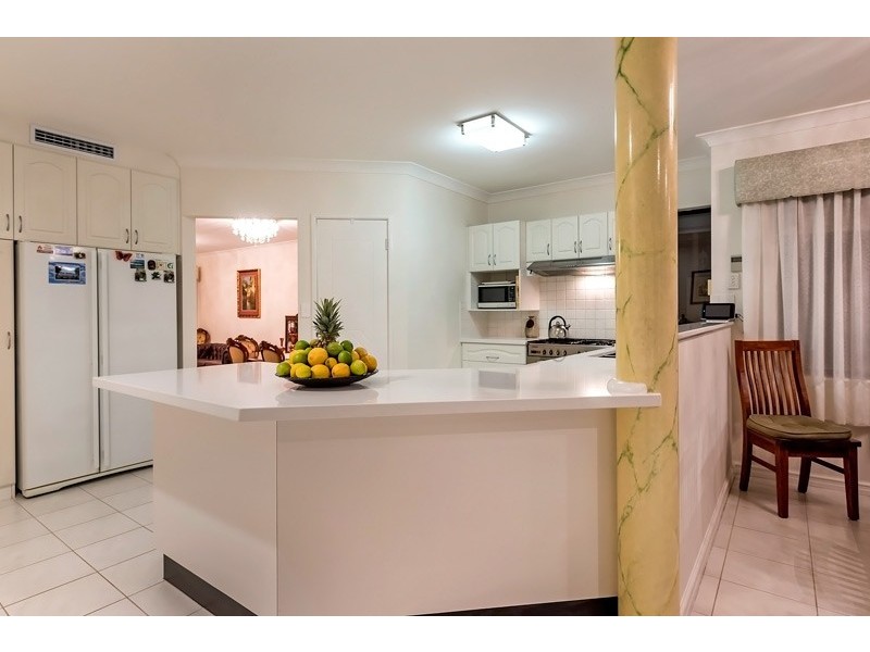 11 Morey Crescent, Bayswater WA 6053