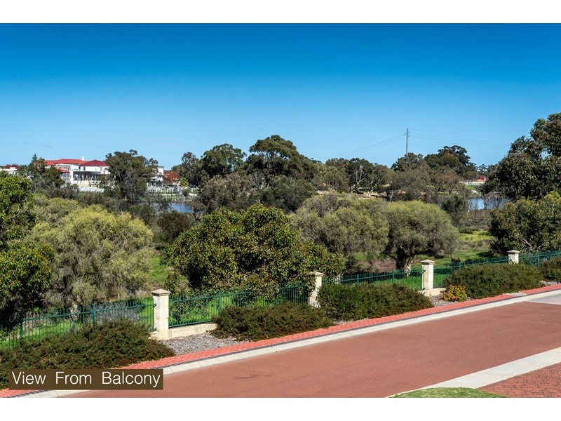 11 Morey Crescent, Bayswater WA 6053