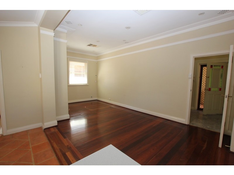 27 Toowong Street, Bayswater WA 6053