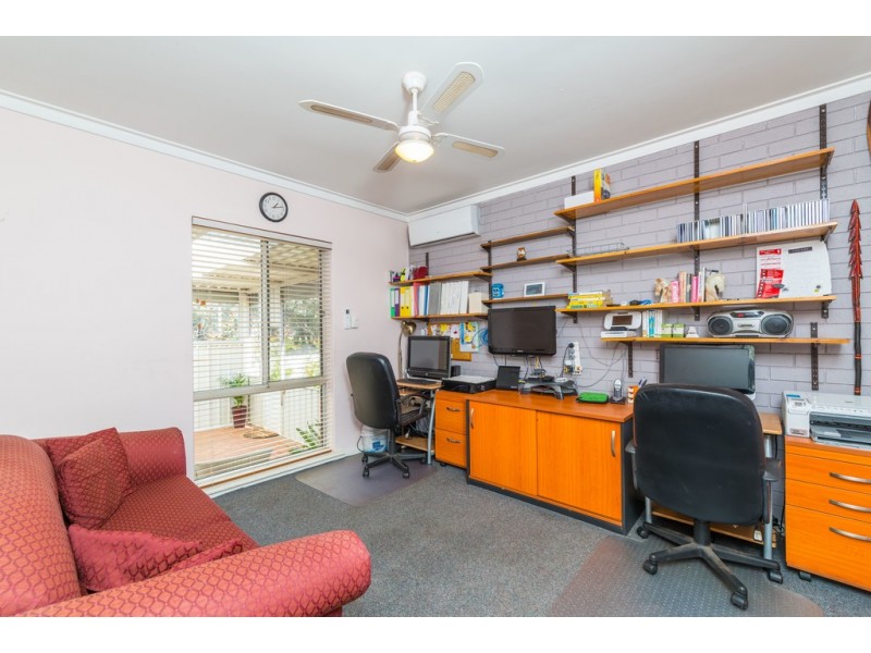 3 Chatham Road, Woodbridge WA 6056