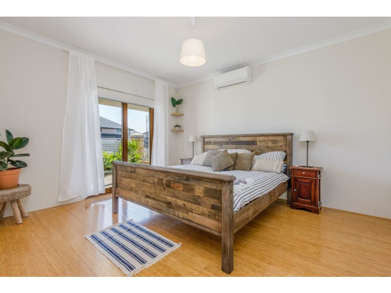 26 Pexton Drive, South Guildford WA 6055