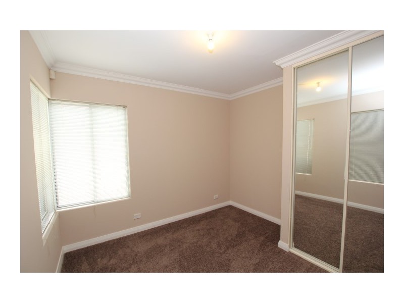 4/37 Hooley Road, Midland WA 6056