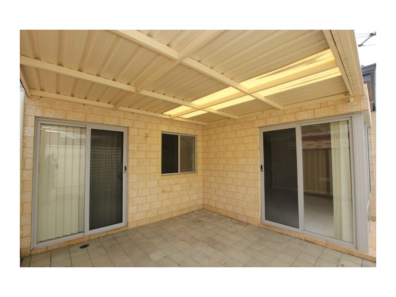 4/37 Hooley Road, Midland WA 6056