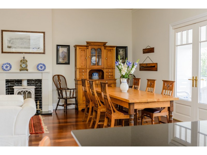 80 Terrace Road, Guildford WA 6055