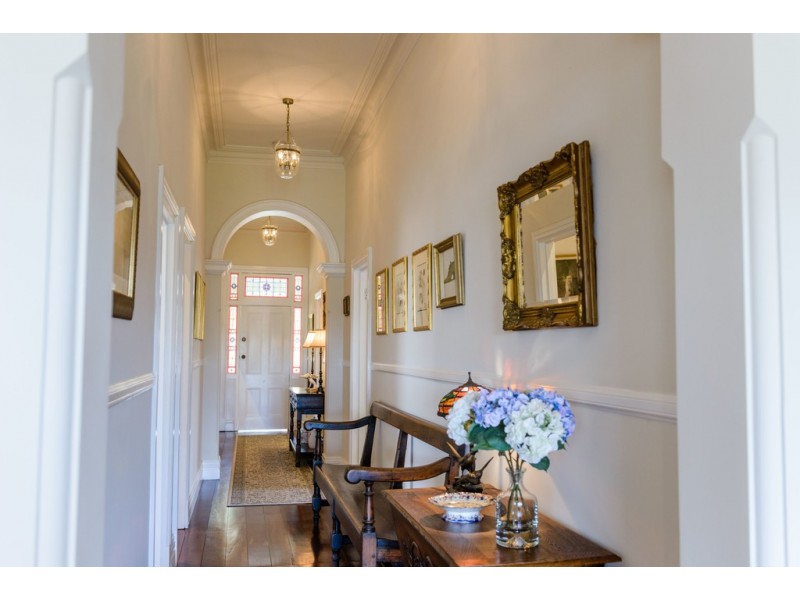 80 Terrace Road, Guildford WA 6055