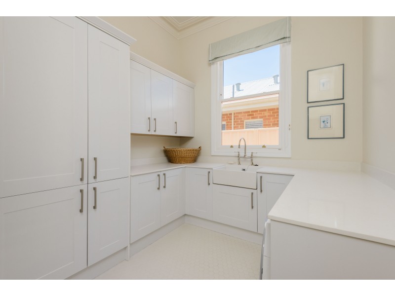 80 Terrace Road, Guildford WA 6055