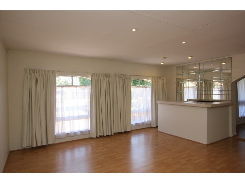 24 Horley Street, Bayswater WA 6053