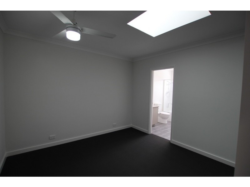U31, 15 KARDAN LOOP, Falcon WA 6210