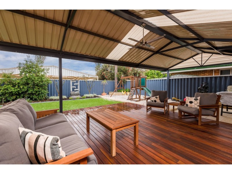 12 Karreen Way, South Guildford WA 6055