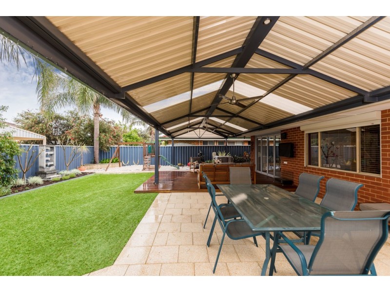 12 Karreen Way, South Guildford WA 6055