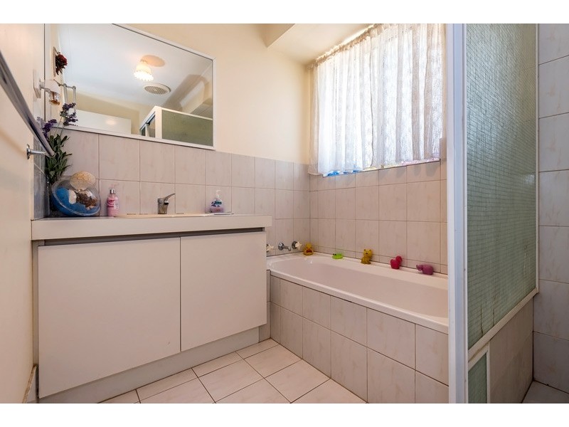 2/27 Drynan Street, Bayswater WA 6053