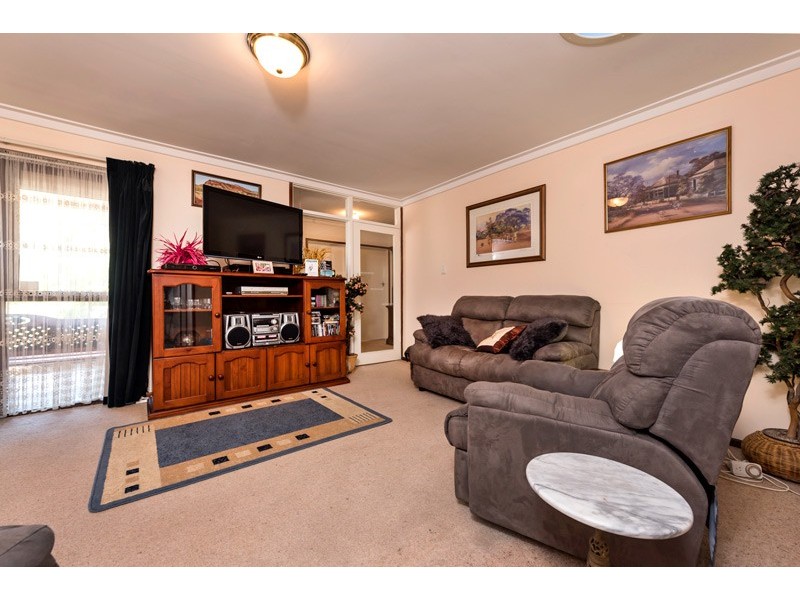 380 Spencer Road, Thornlie WA 6108