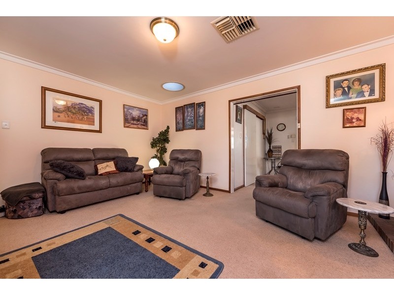 380 Spencer Road, Thornlie WA 6108