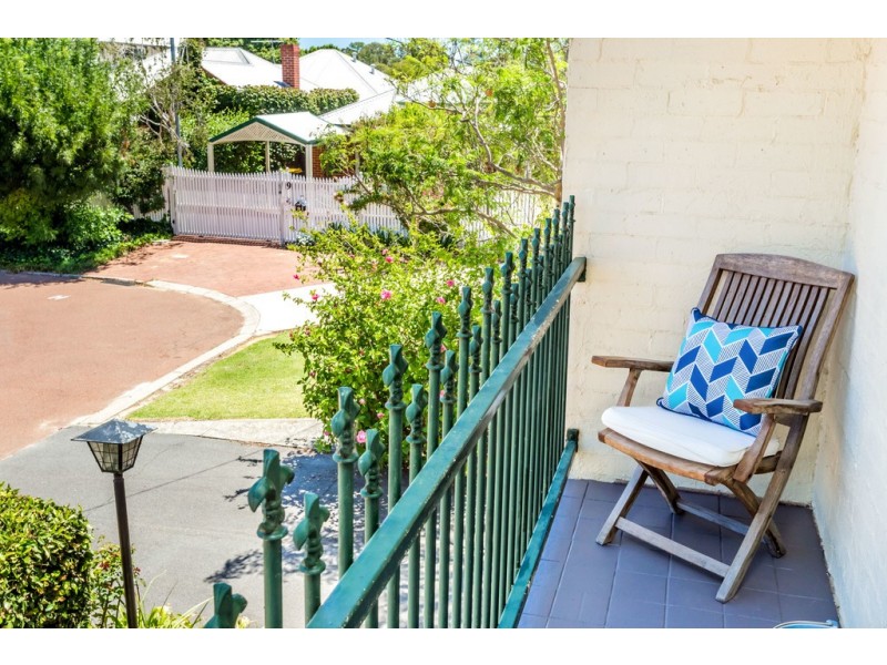 13 Johnson Avenue, Guildford WA 6055