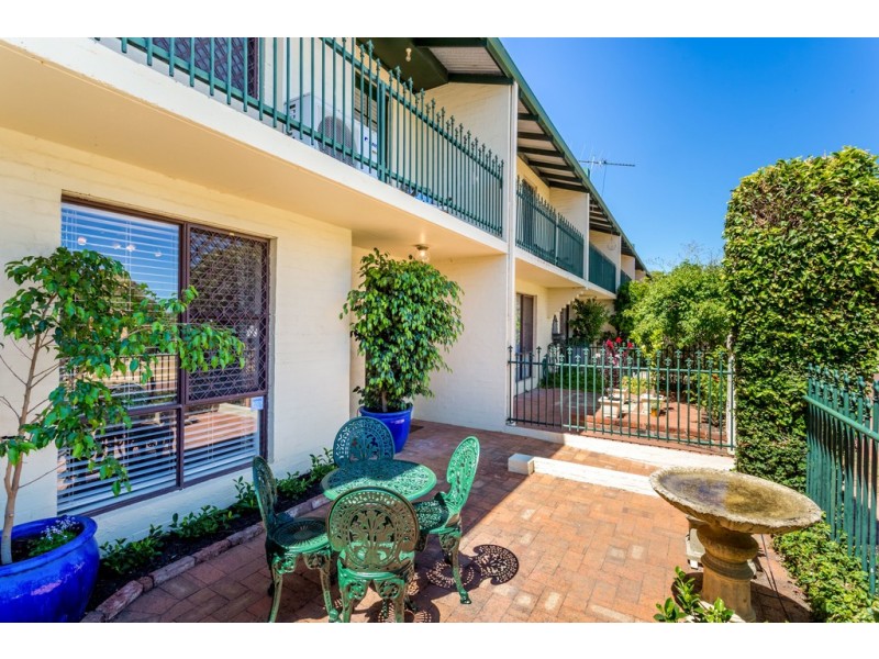 13 Johnson Avenue, Guildford WA 6055