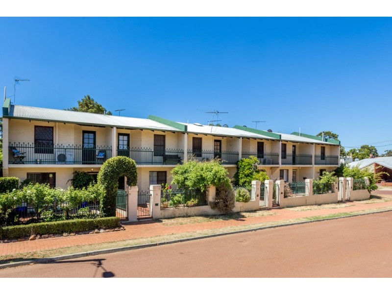 13 Johnson Avenue, Guildford WA 6055