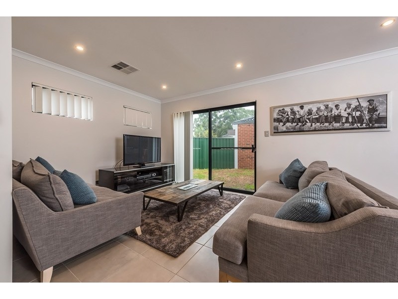 1/6 Newton Street, Bayswater WA 6053
