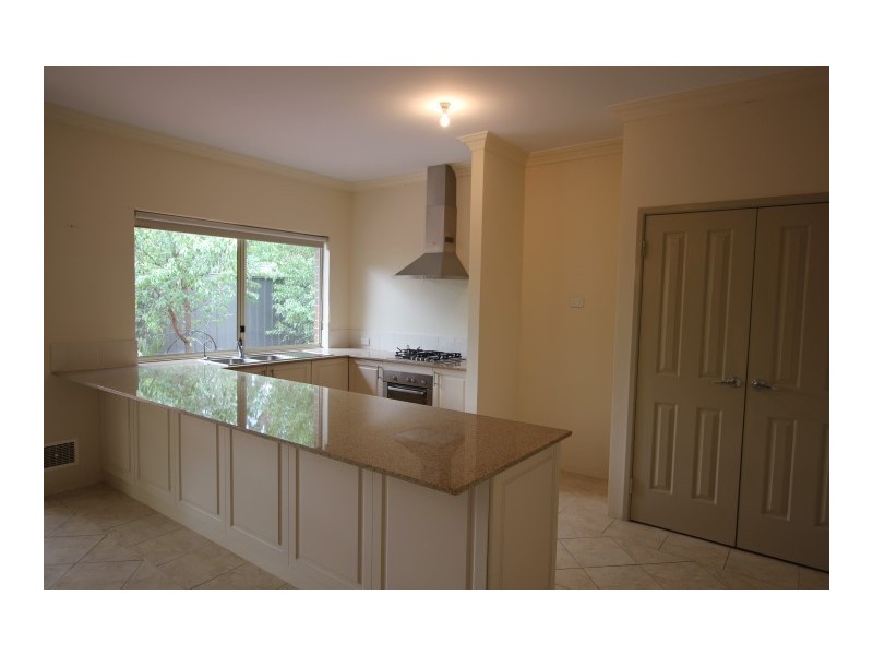 2A Montreal Road, Woodbridge WA 6056