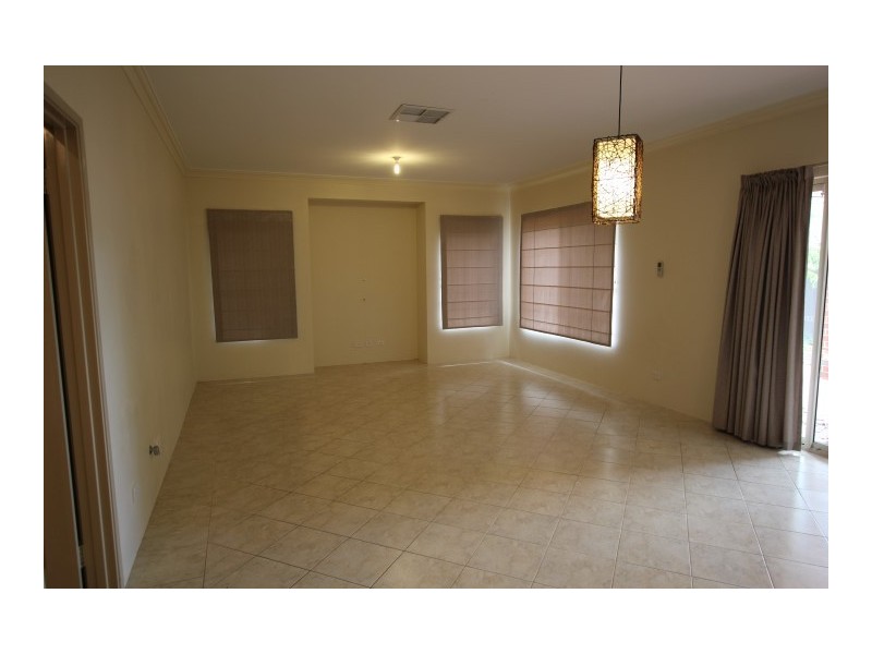 2A Montreal Road, Woodbridge WA 6056