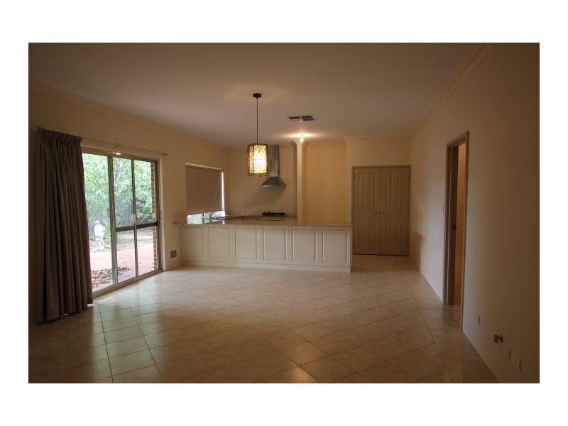 2A Montreal Road, Woodbridge WA 6056