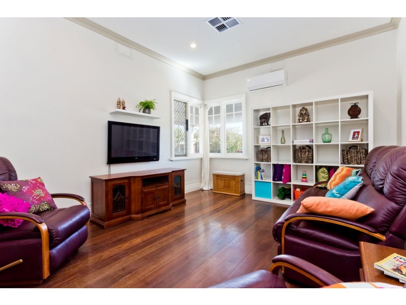 30 Johnson Street, Guildford WA 6055