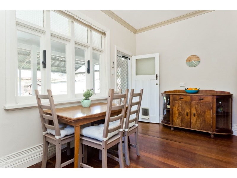 30 Johnson Street, Guildford WA 6055