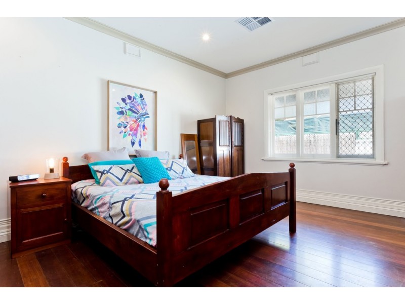 30 Johnson Street, Guildford WA 6055