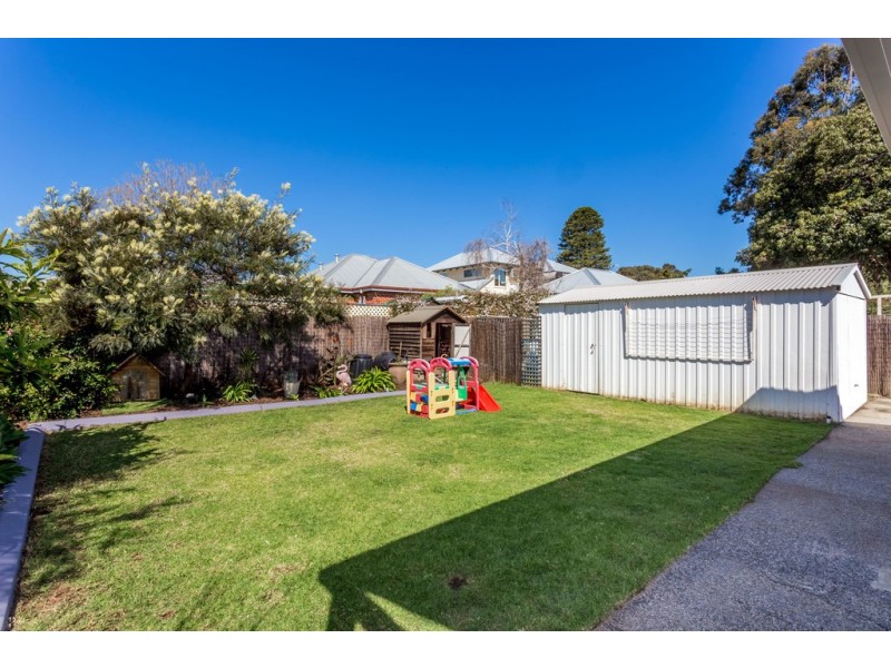 30 Johnson Street, Guildford WA 6055