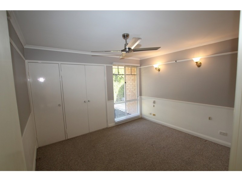 3/3 Knight Avenue, Yokine WA 6060