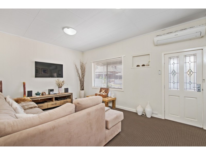 11 Hubert Street, Guildford WA 6055