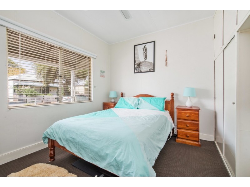 11 Hubert Street, Guildford WA 6055