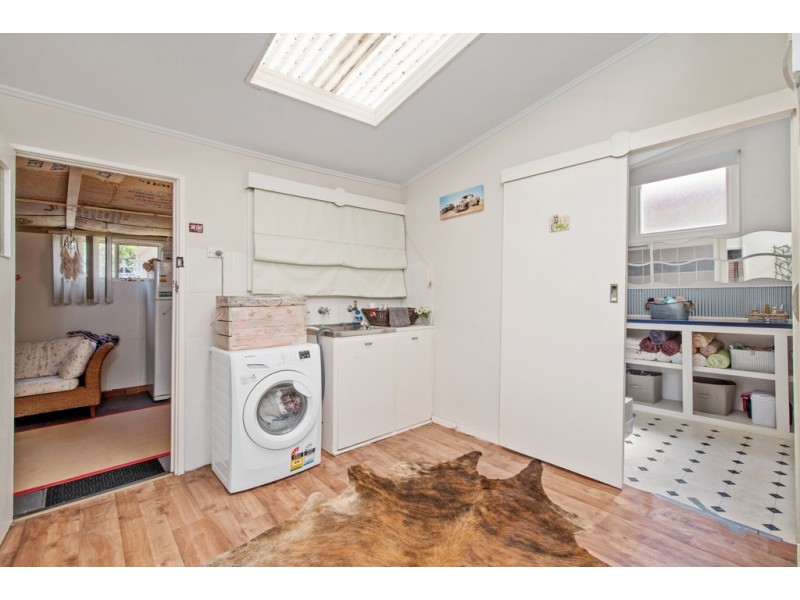 11 Hubert Street, Guildford WA 6055