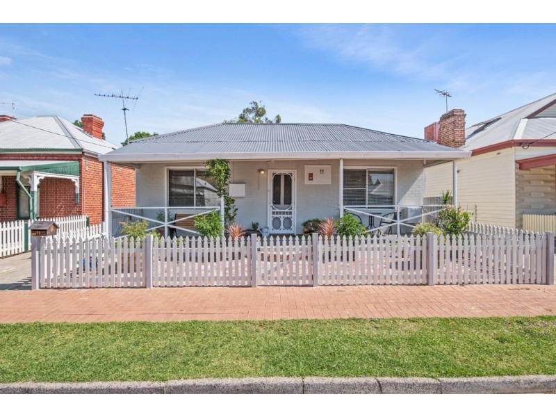 11 Hubert Street, Guildford WA 6055