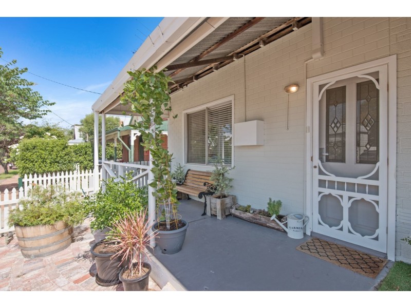 11 Hubert Street, Guildford WA 6055