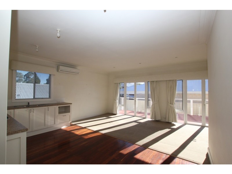 27 Hamilton Street, Bayswater WA 6053