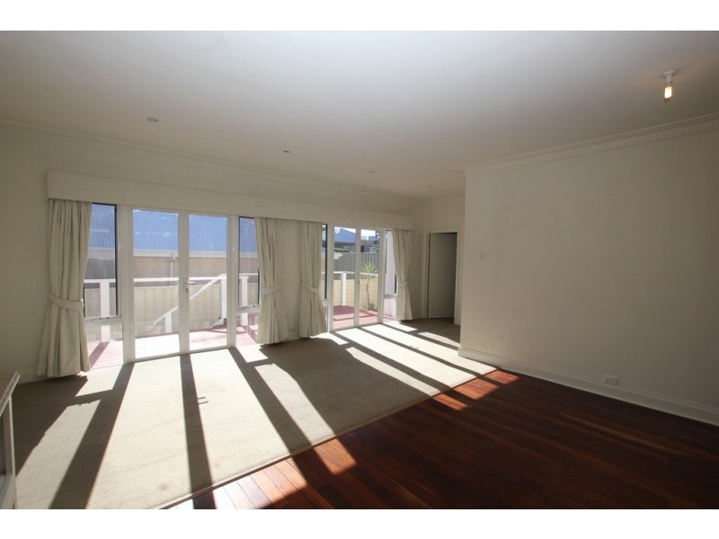 27 Hamilton Street, Bayswater WA 6053