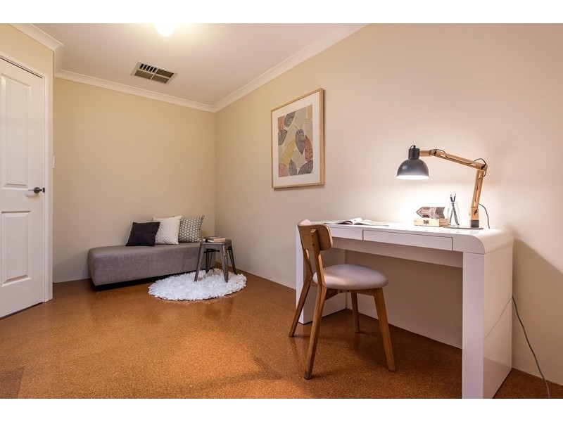 17 Janeville Place, South Guildford WA 6055