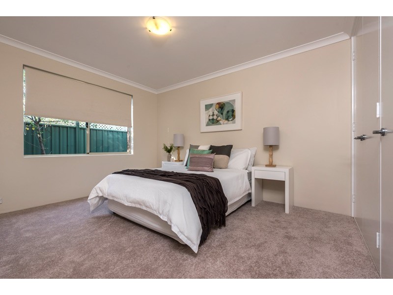 17 Janeville Place, South Guildford WA 6055