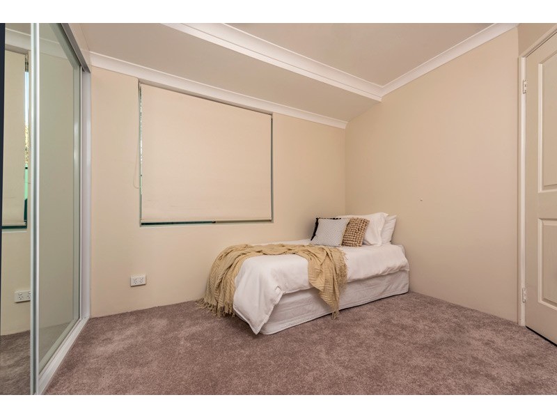 17 Janeville Place, South Guildford WA 6055