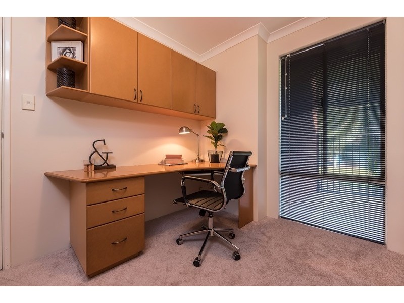 17 Janeville Place, South Guildford WA 6055