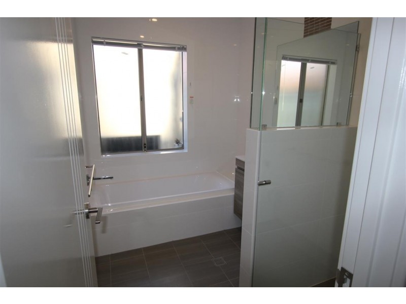 30B Sproxton Way, Embleton WA 6062