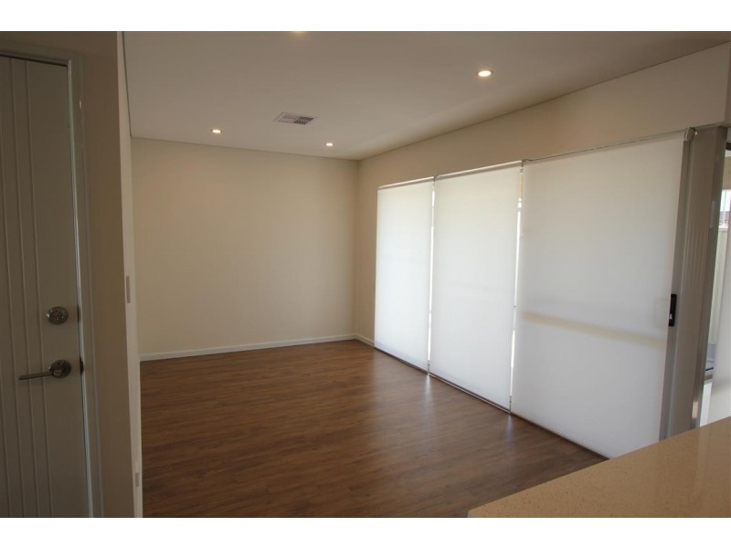 30B Sproxton Way, Embleton WA 6062