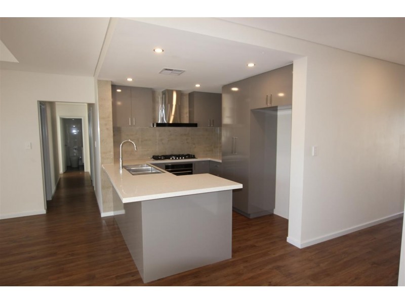 30B Sproxton Way, Embleton WA 6062