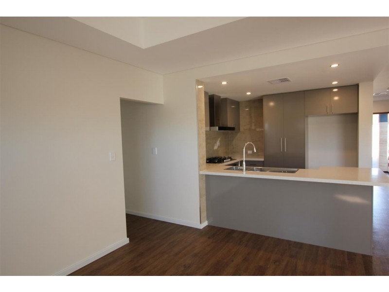 30B Sproxton Way, Embleton WA 6062