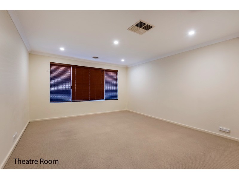 15 Ingham Street, Aveley WA 6069