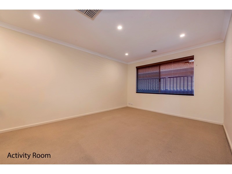 15 Ingham Street, Aveley WA 6069